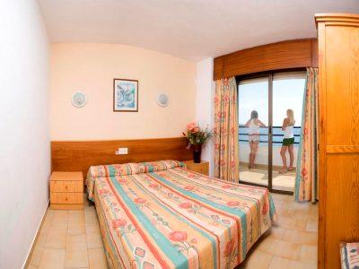 Apartamentos Mira Mola Figueretas Bagian luar foto