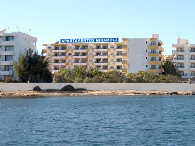 Apartamentos Mira Mola Figueretas Bagian luar foto